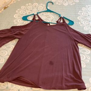Open shoulder top